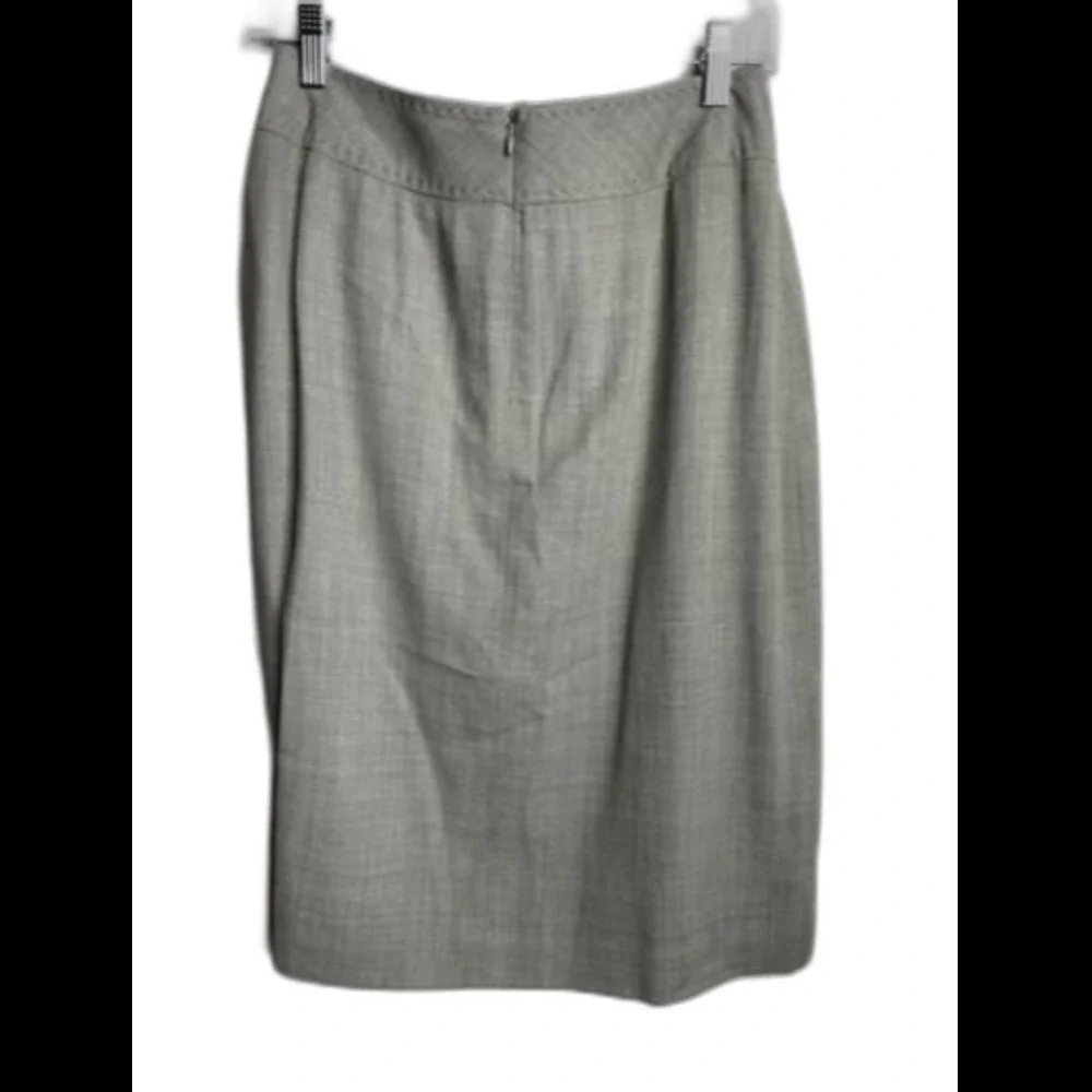 Liz Claiborne academia liz